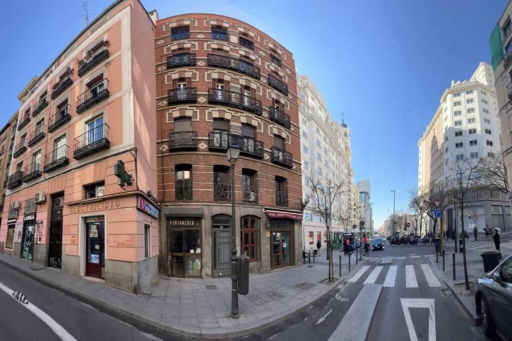 Punta Me Beautiful Apartment In Plaza Espana Madri Exterior foto